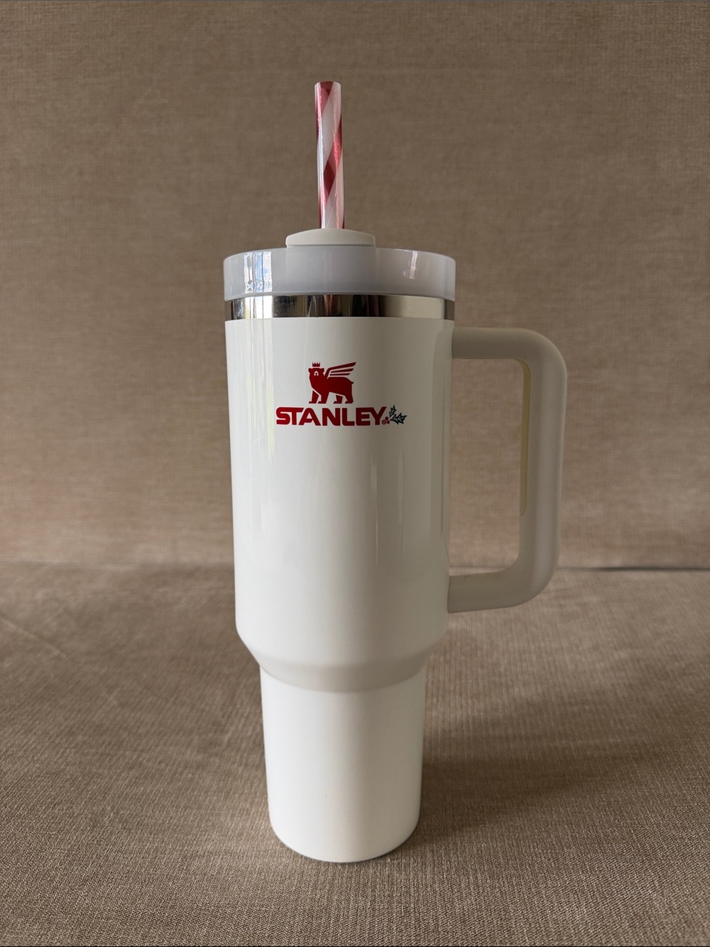 LIKE NEW 40oz. Stanley - Limited Edition Holiday